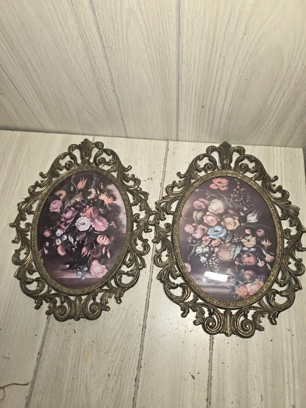 Vintage Set Of Italian Ornate Brass Framed Oval Prints Convex Bubble Glass 10x13